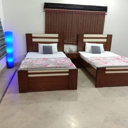 The Royal Palace Guest House Hyderabad Buitenkant foto
