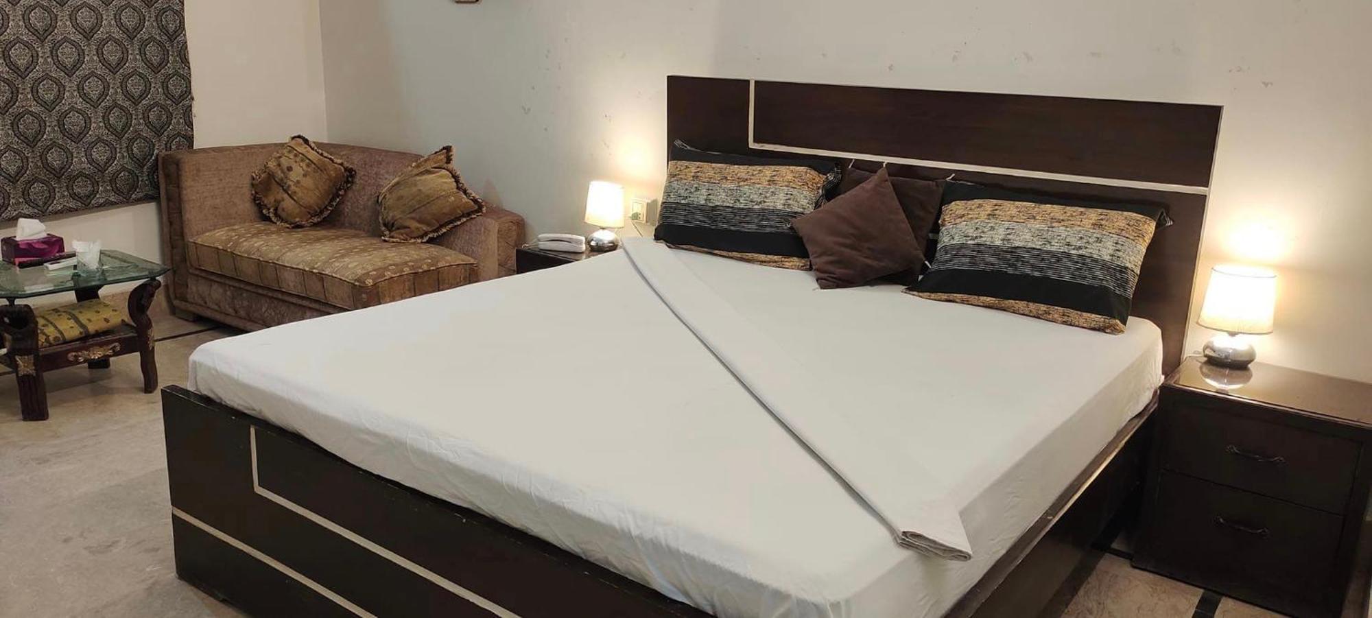 The Royal Palace Guest House Hyderabad Buitenkant foto